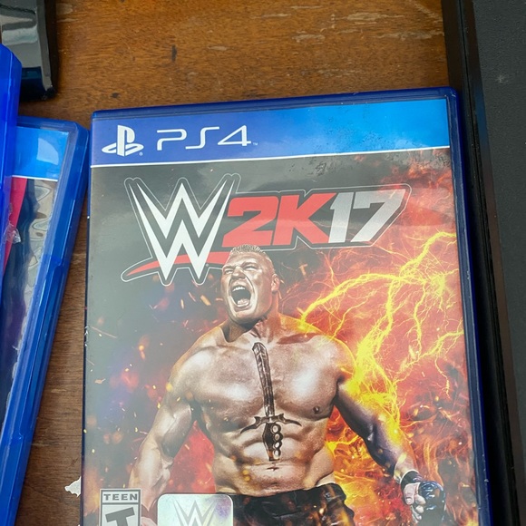 PS4 - Picture 12 of 14